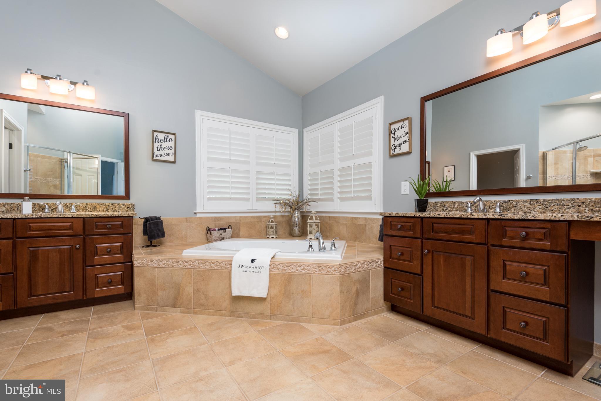 DOMINION VALLEY - Residential