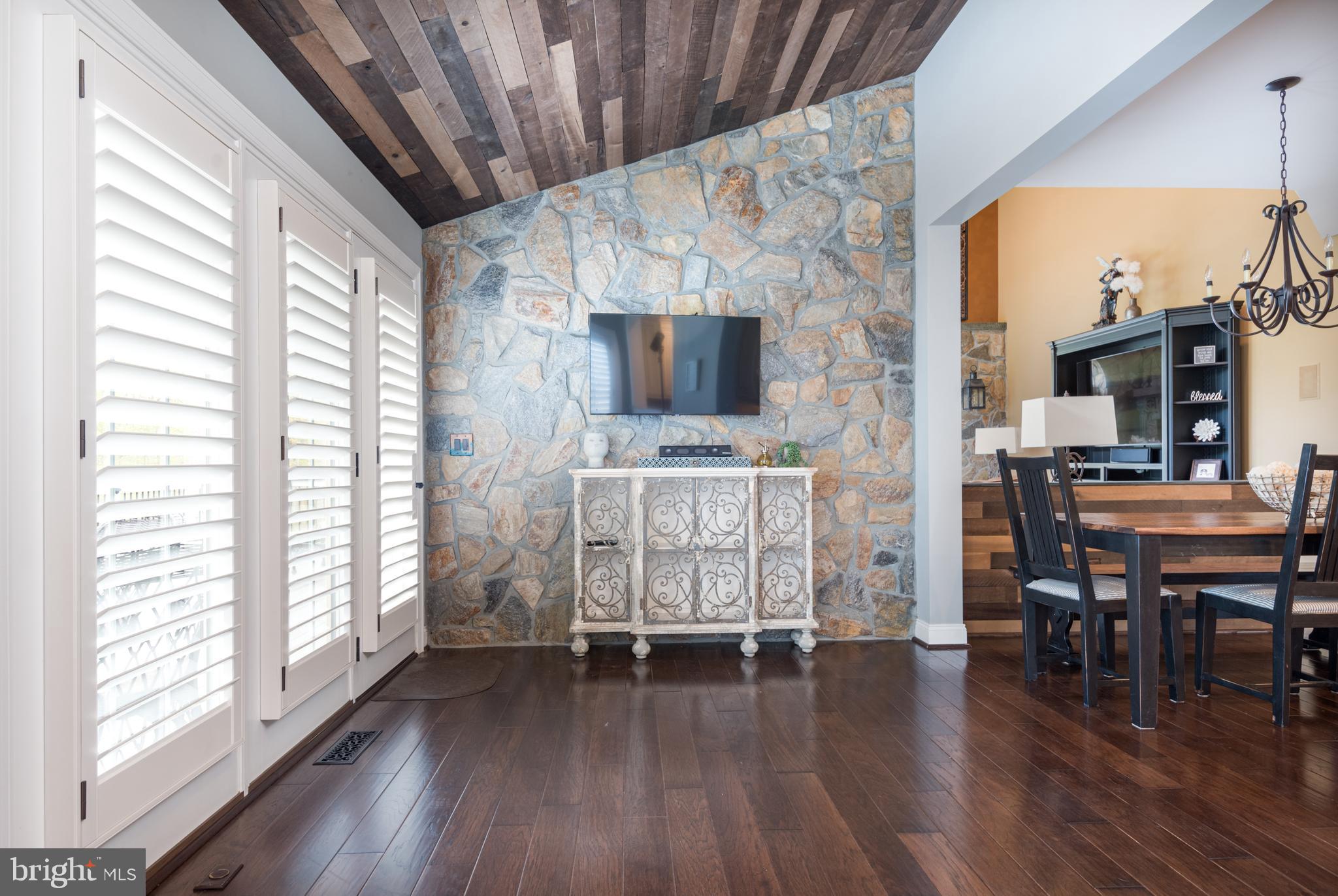 DOMINION VALLEY - Residential