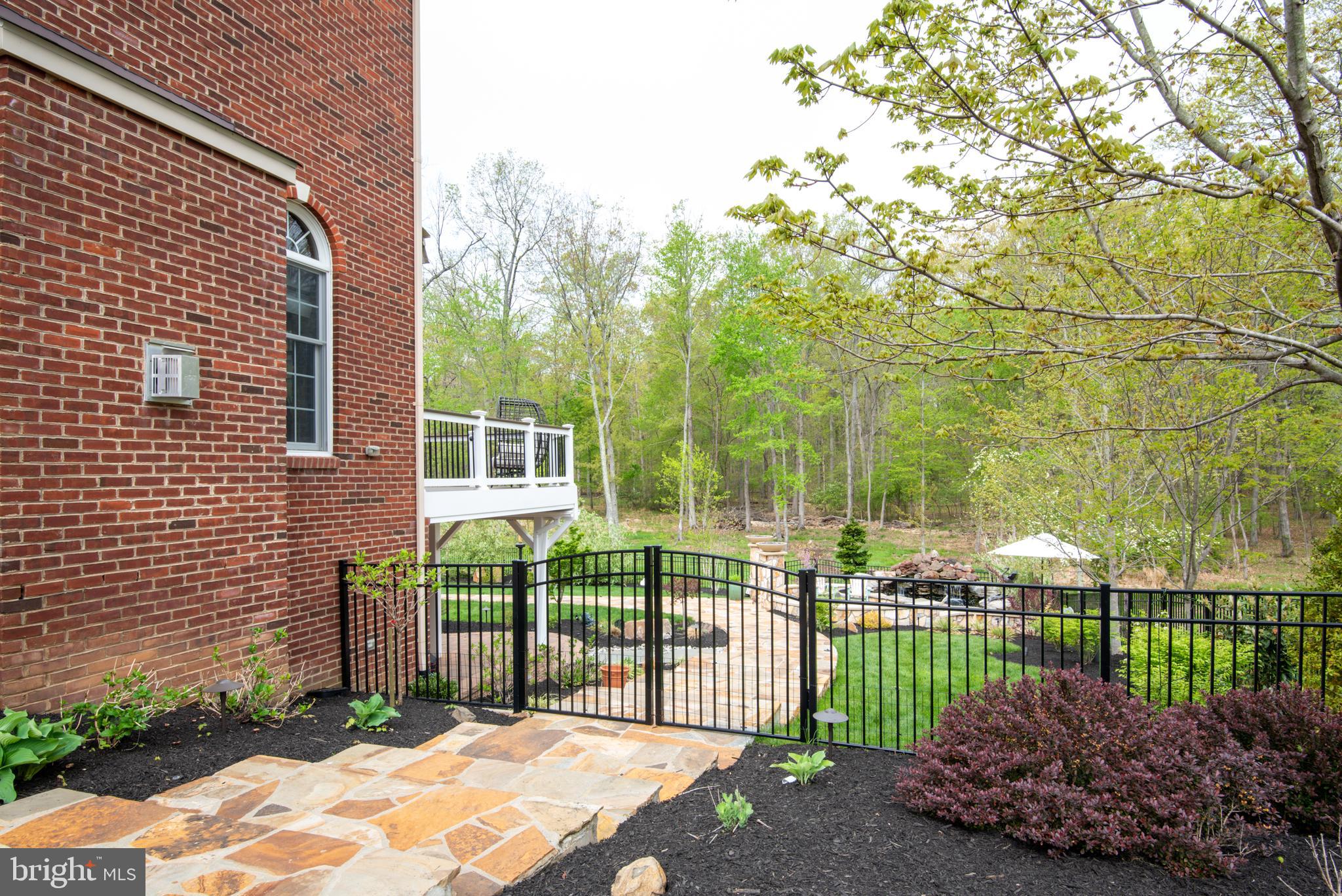 DOMINION VALLEY - Residential