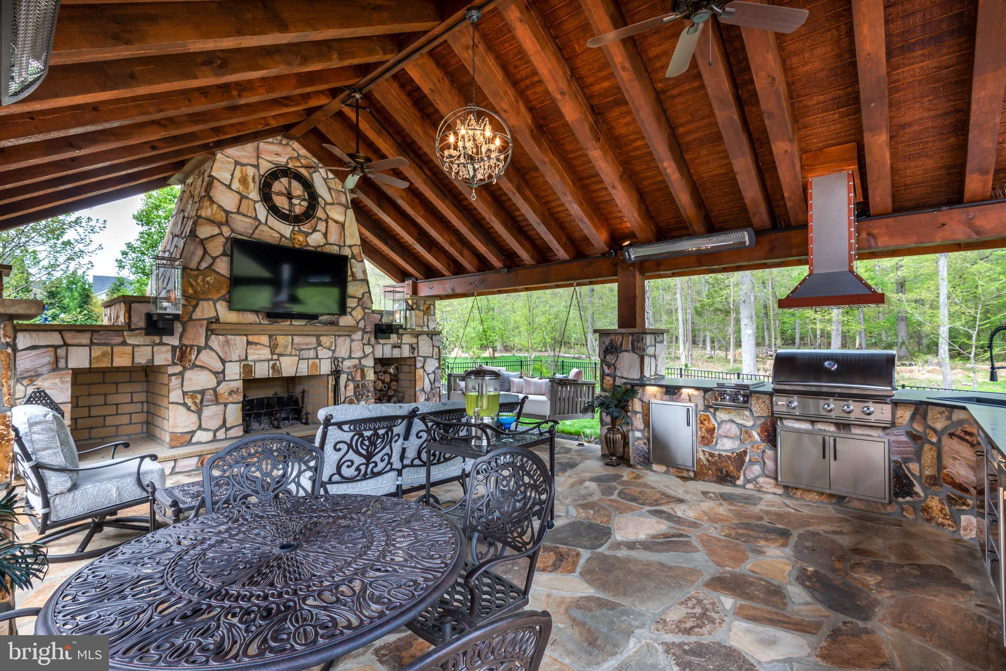 DOMINION VALLEY - Residential