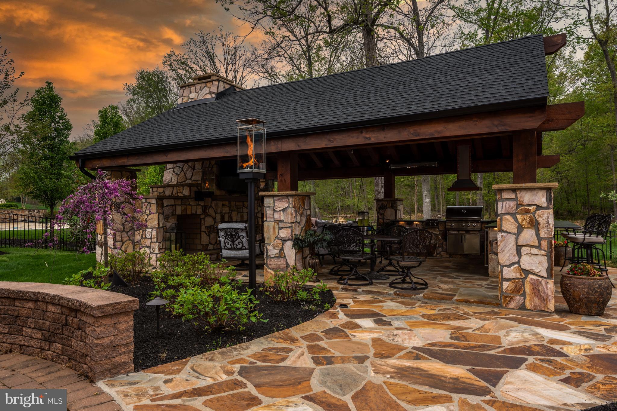 DOMINION VALLEY - Residential