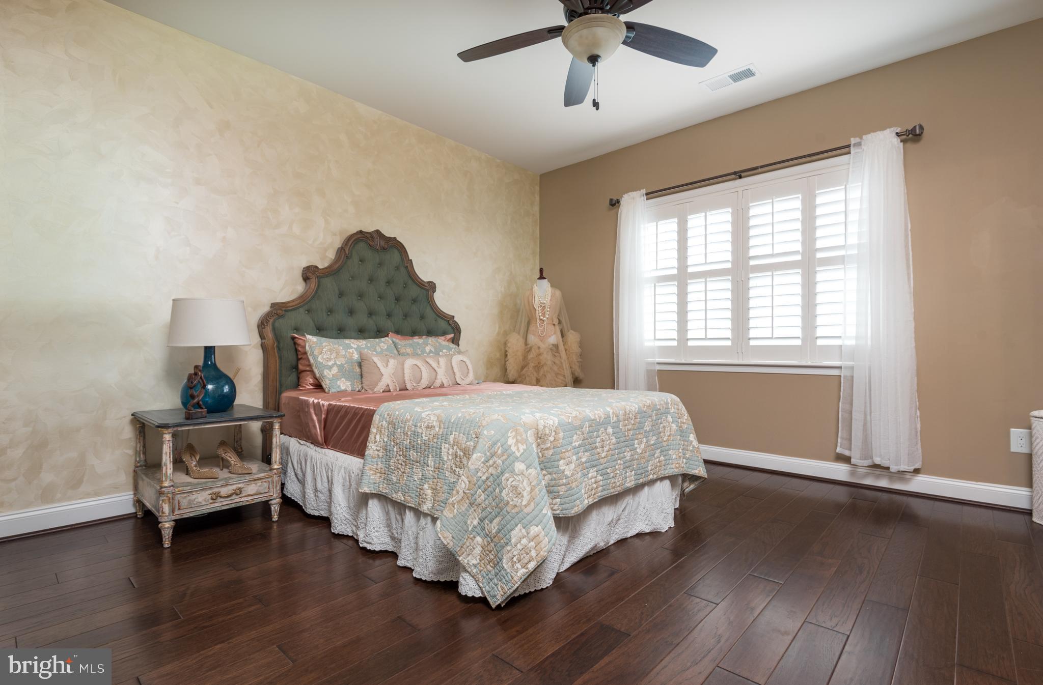 DOMINION VALLEY - Residential