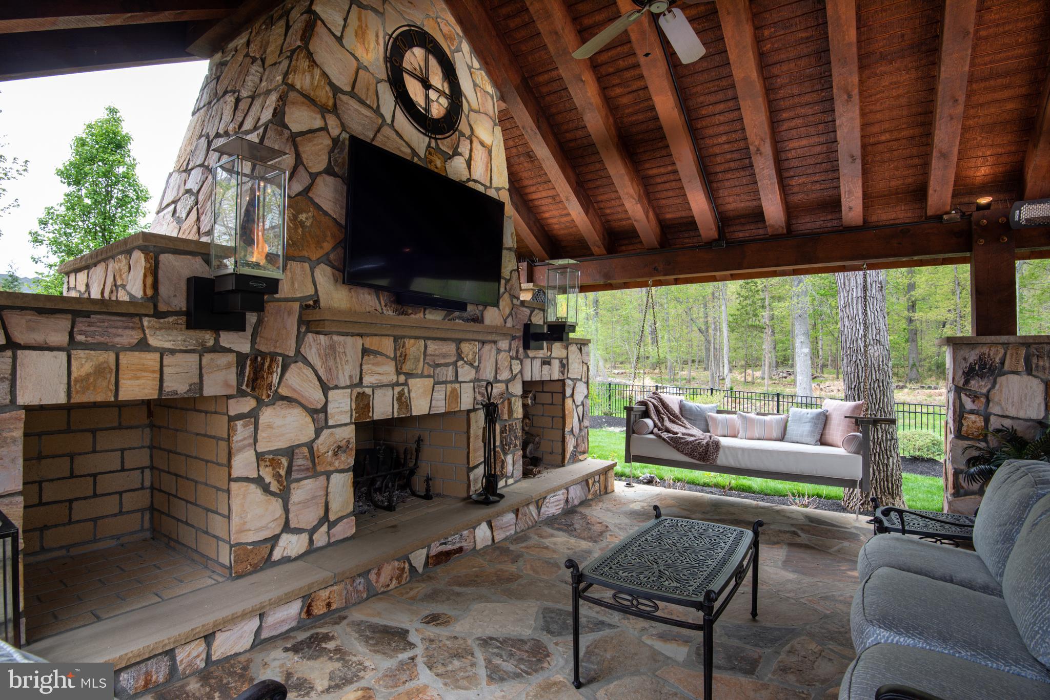 DOMINION VALLEY - Residential