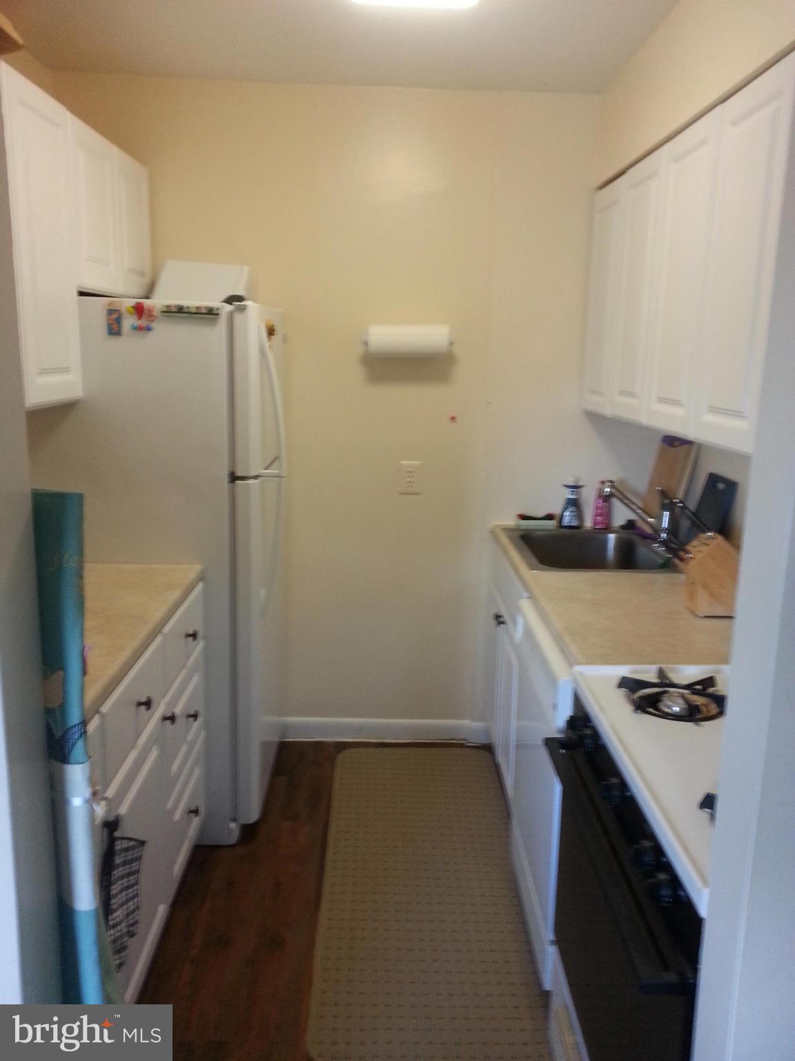 FALLS CHURCH GARDENS - Residential