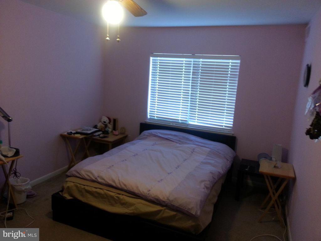 FALLS CHURCH GARDENS - Residential