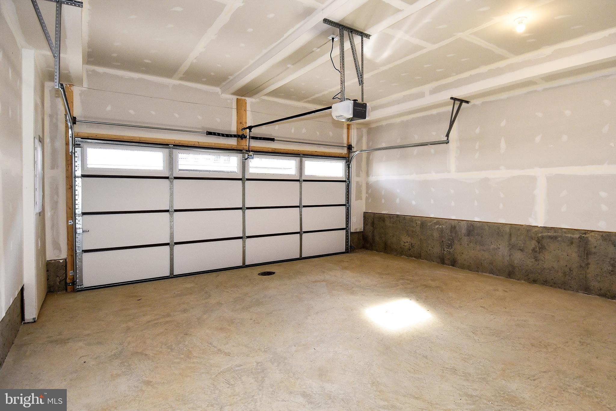 POTOMAC SHORES - Residential Lease