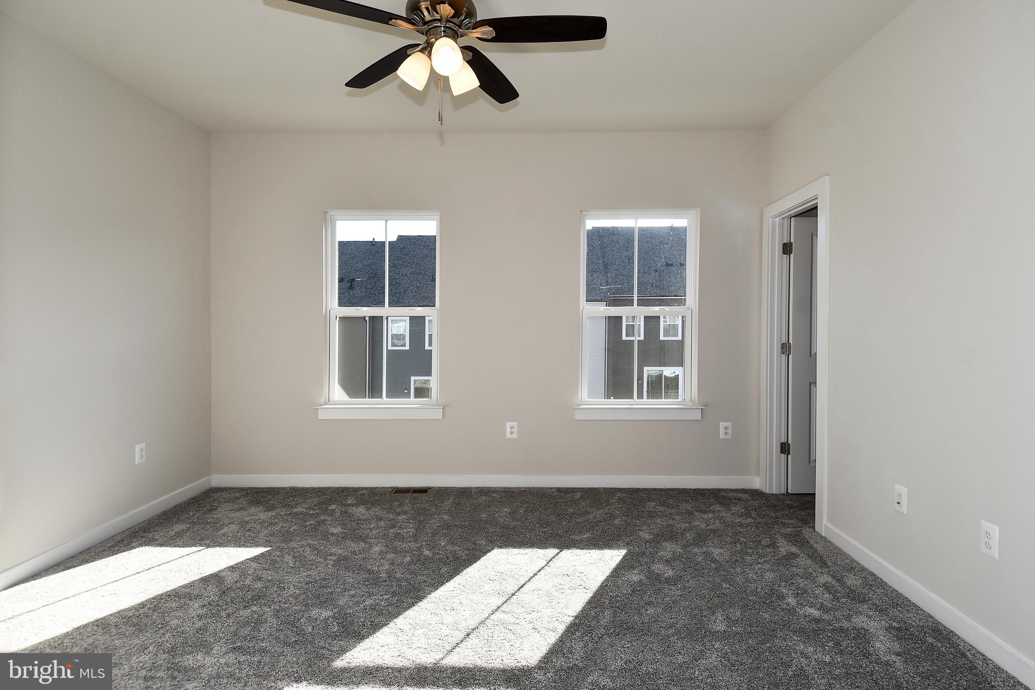 POTOMAC SHORES - Residential Lease