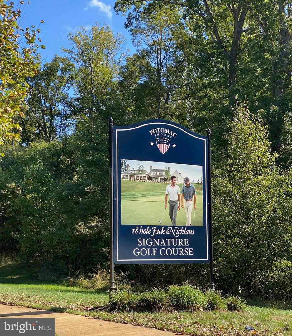 POTOMAC SHORES - Residential Lease