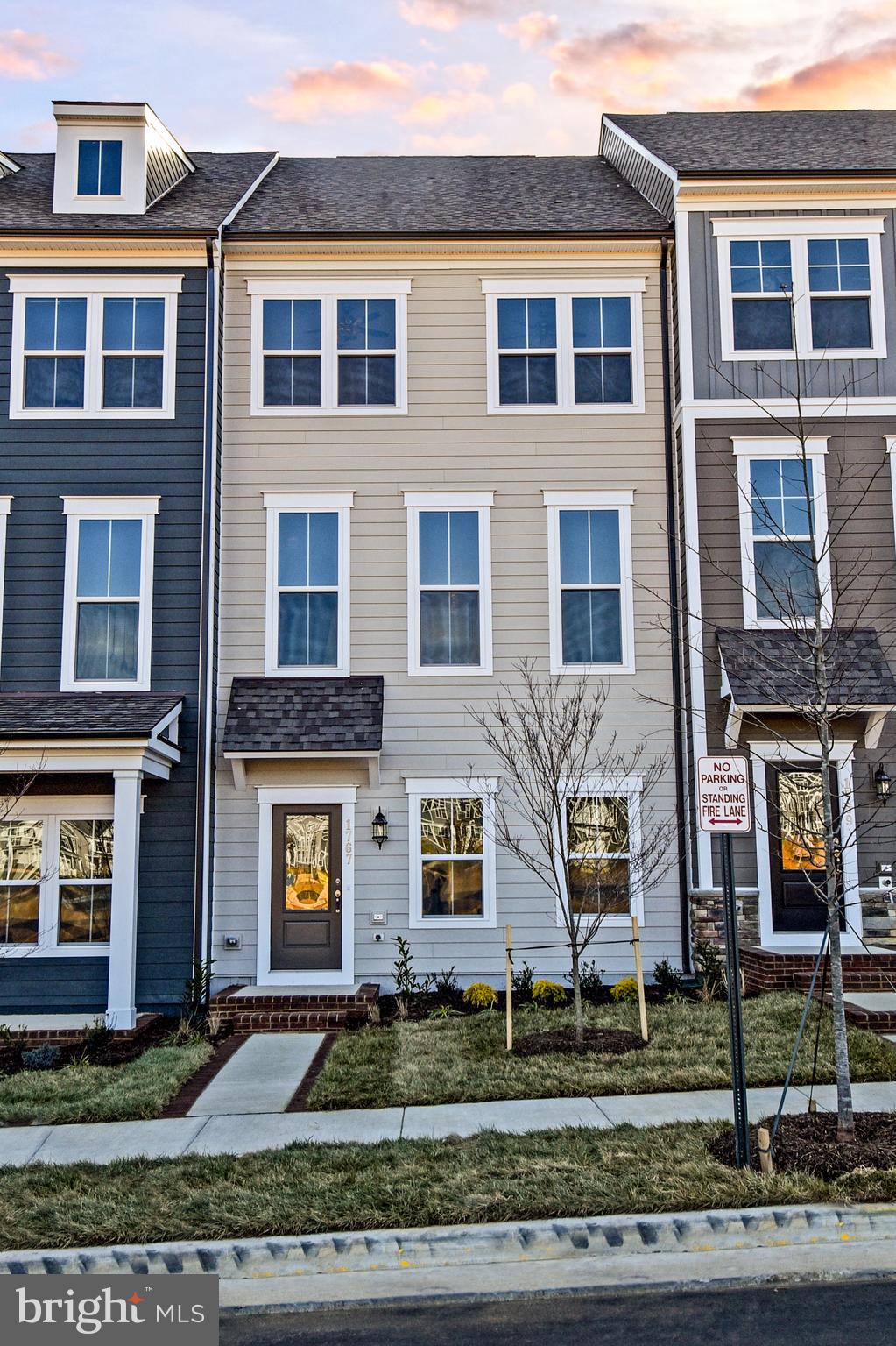 POTOMAC SHORES - Residential Lease