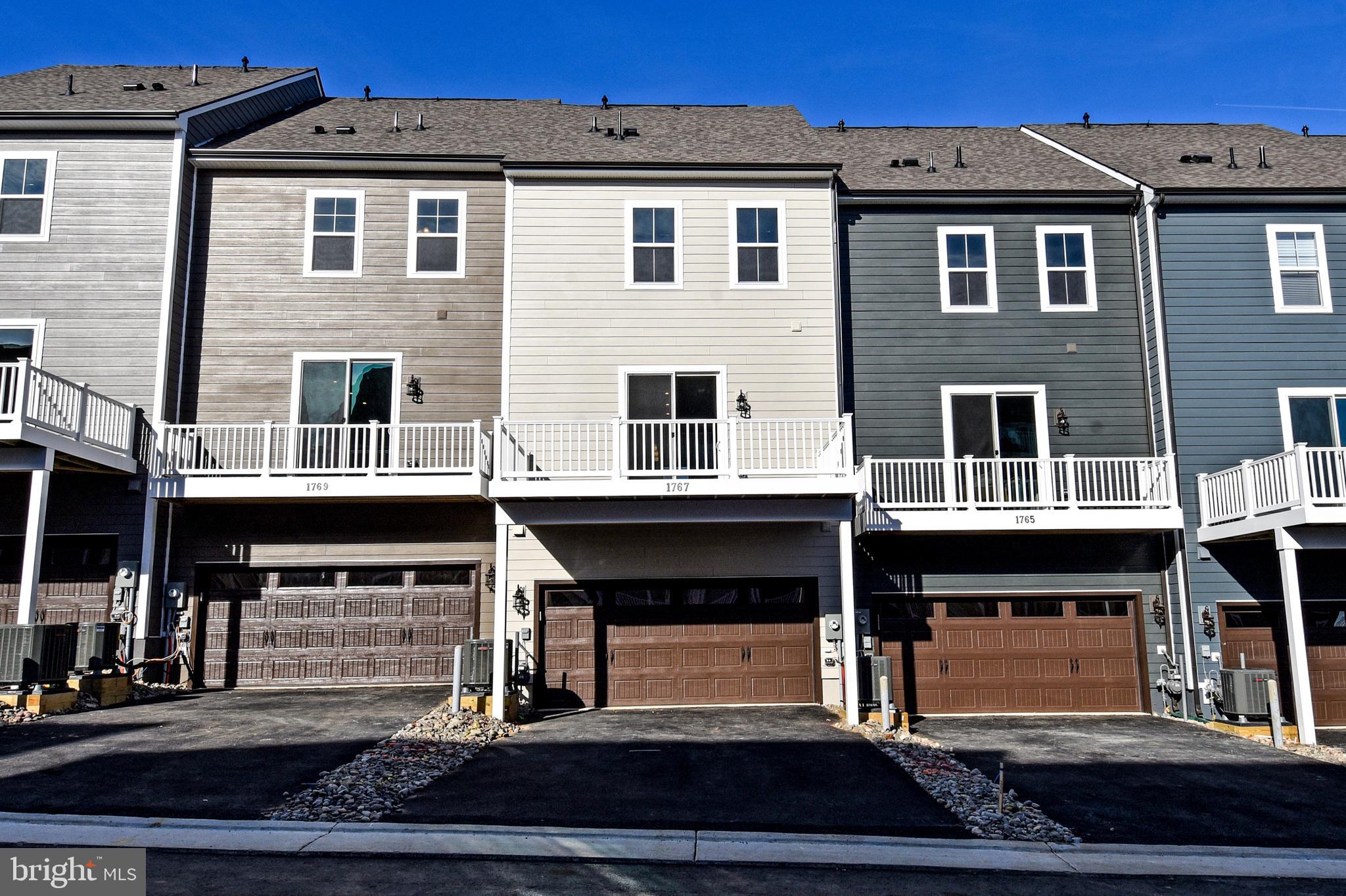 POTOMAC SHORES - Residential Lease