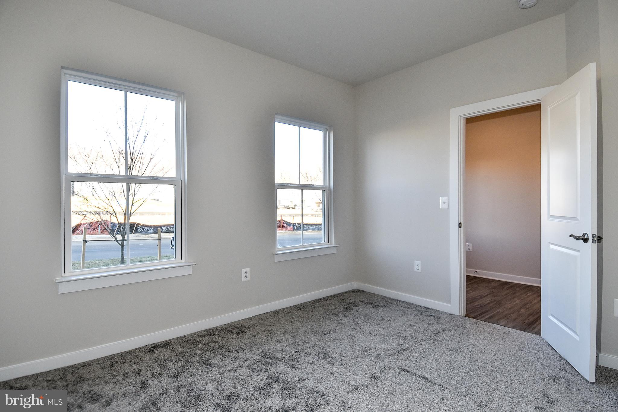 POTOMAC SHORES - Residential Lease