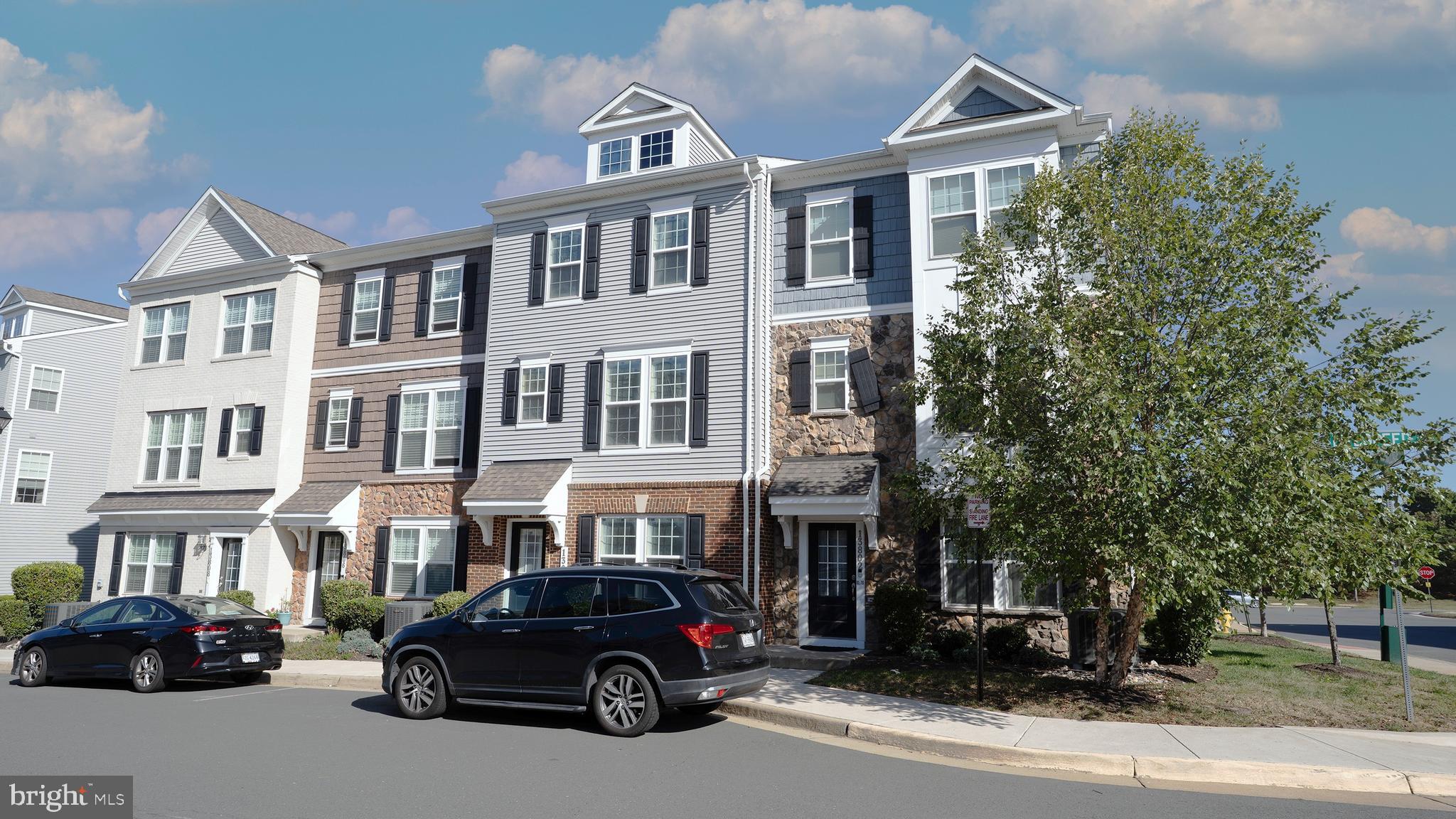 HEATHCOTE COMMONS - Residential Lease