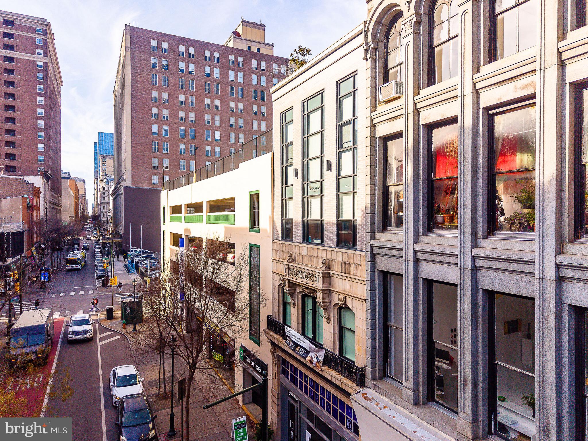 WASHINGTON SQ - Residential