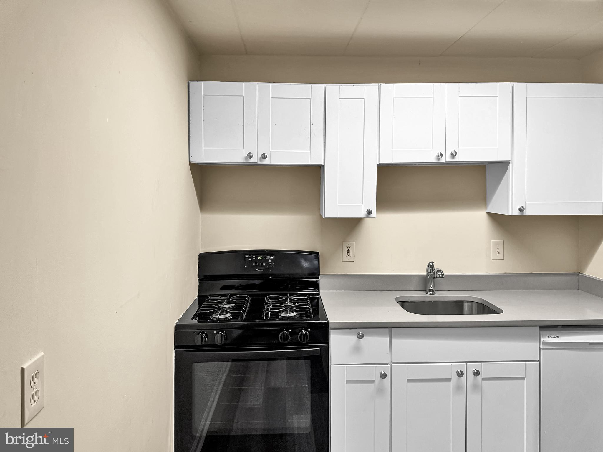 HUNTINGTON CLUB - Residential