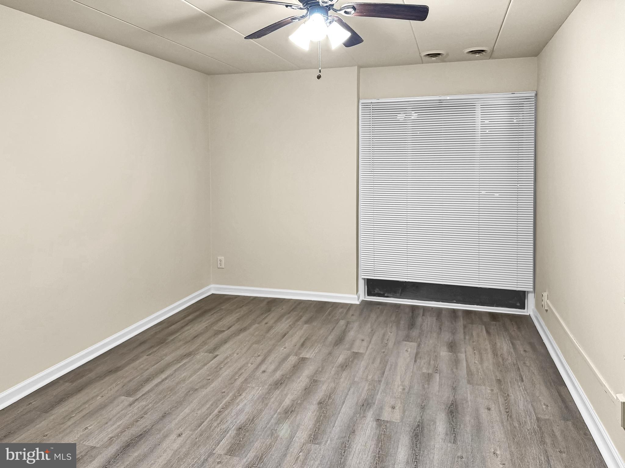 HUNTINGTON CLUB - Residential