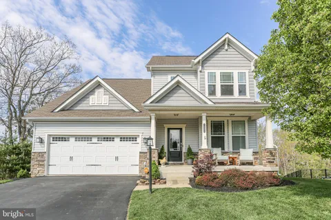 18 Farmview Drive, Stafford, VA MLS: VAST2037856