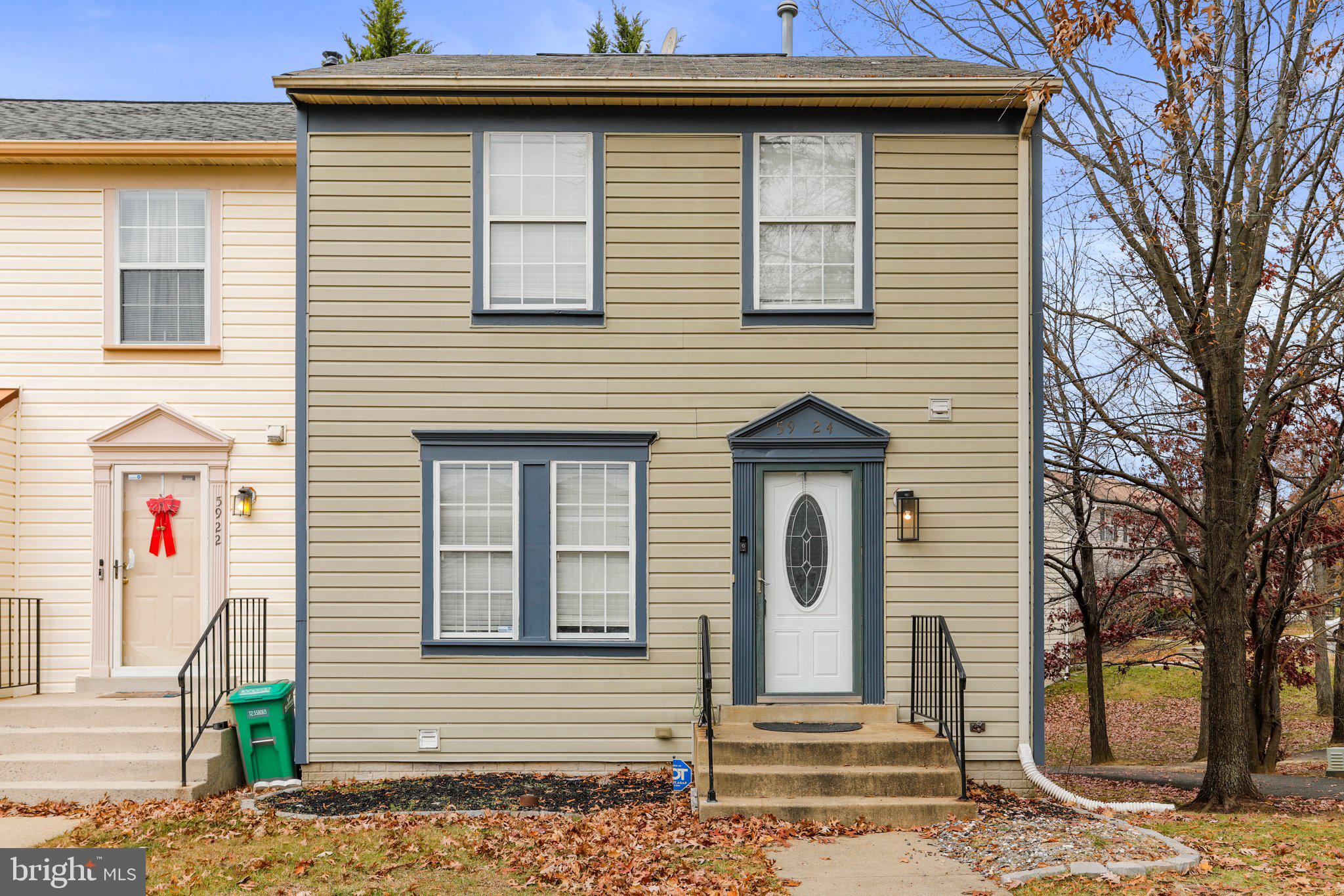 COLONY SQUARE - Residential