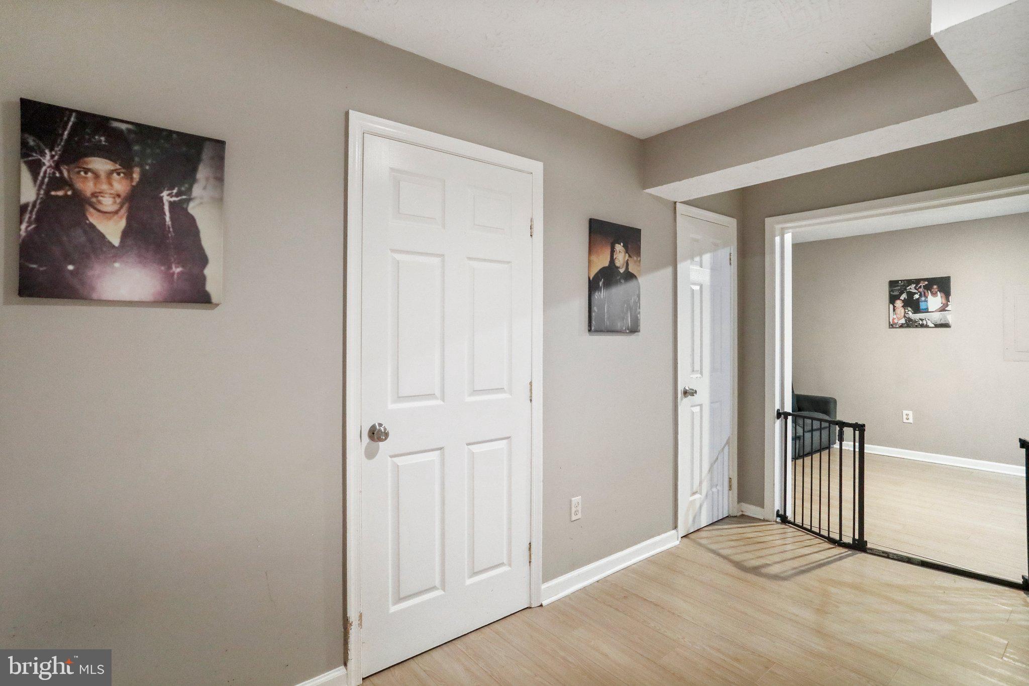 COLONY SQUARE - Residential