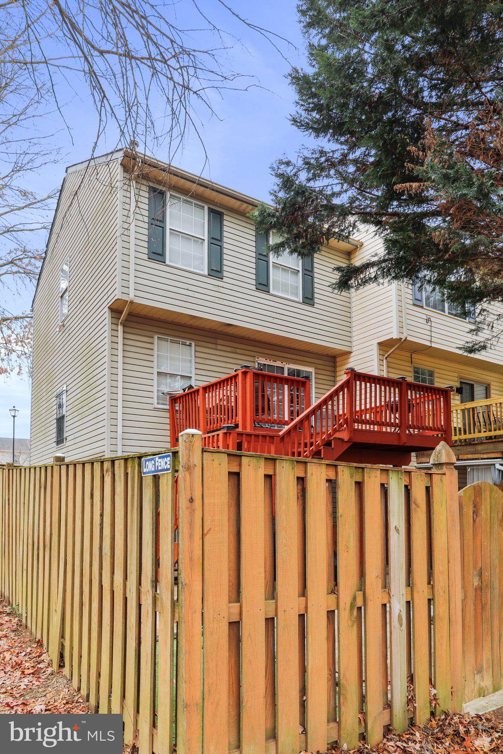 COLONY SQUARE - Residential