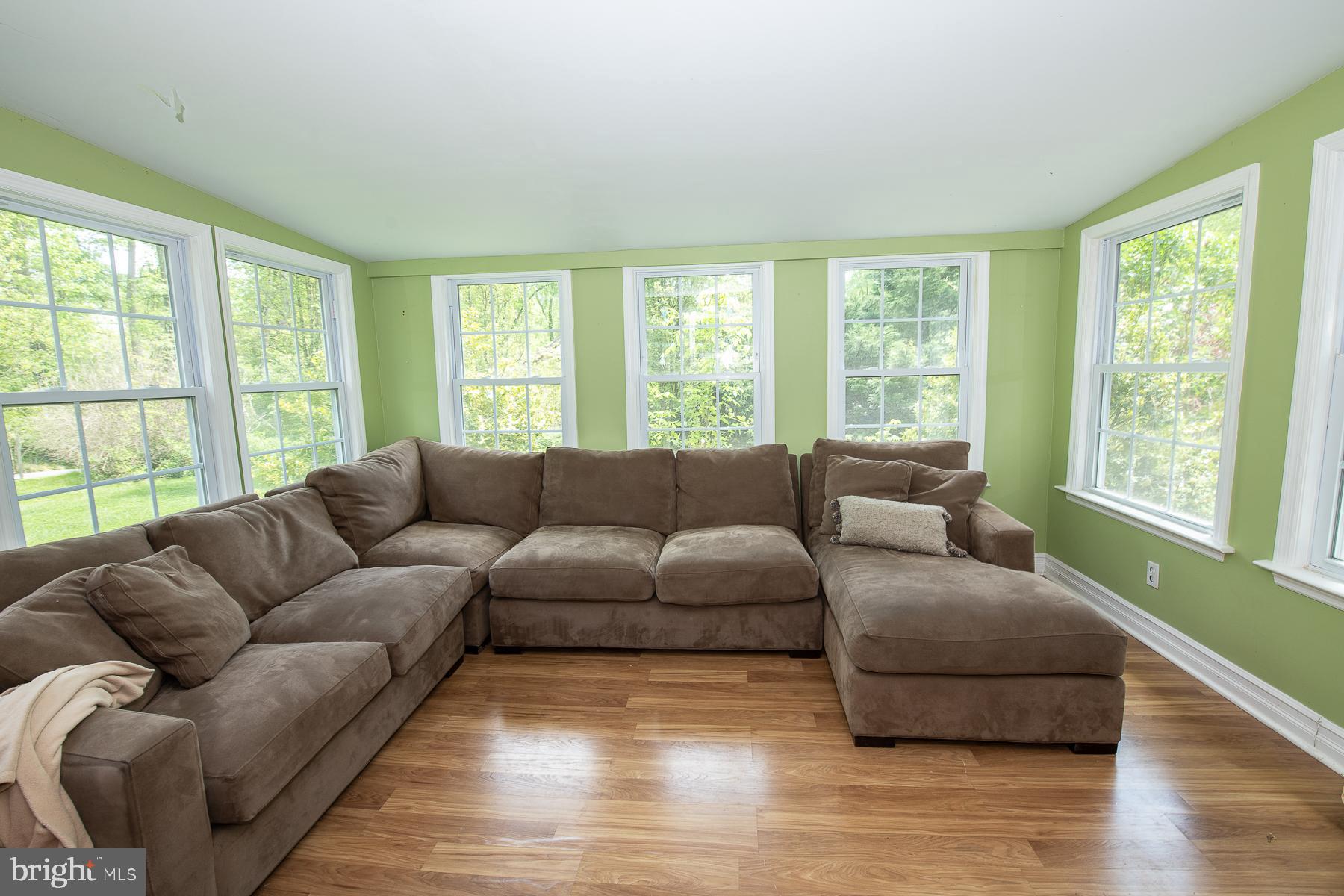 WAYNEWOODS - Residential