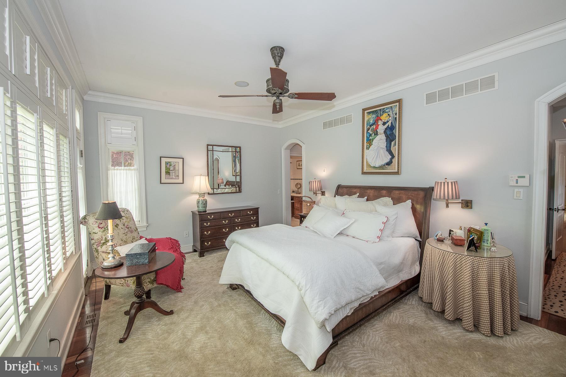 WAYNEWOODS - Residential