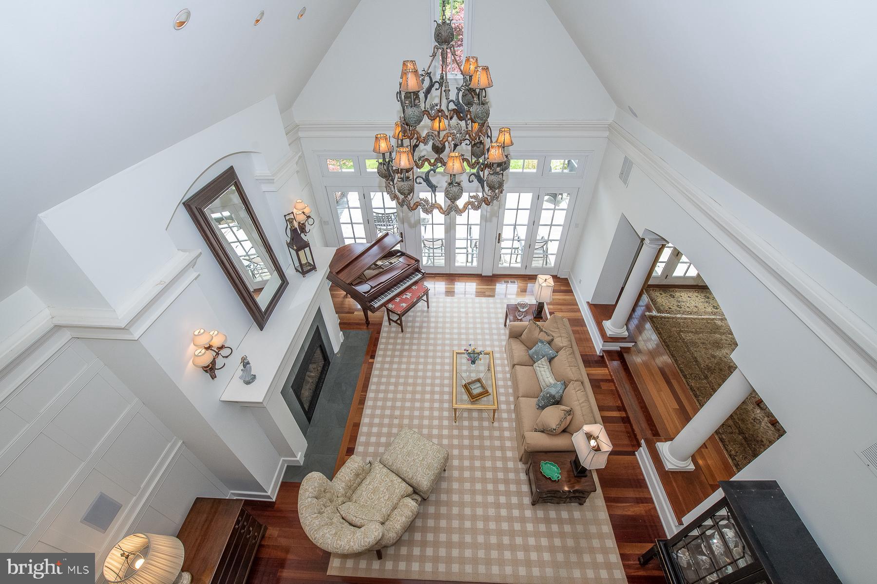 WAYNEWOODS - Residential