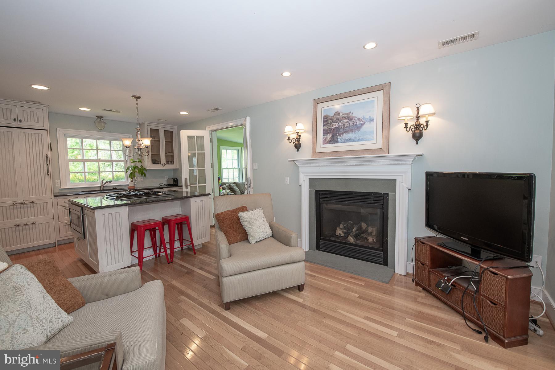 WAYNEWOODS - Residential