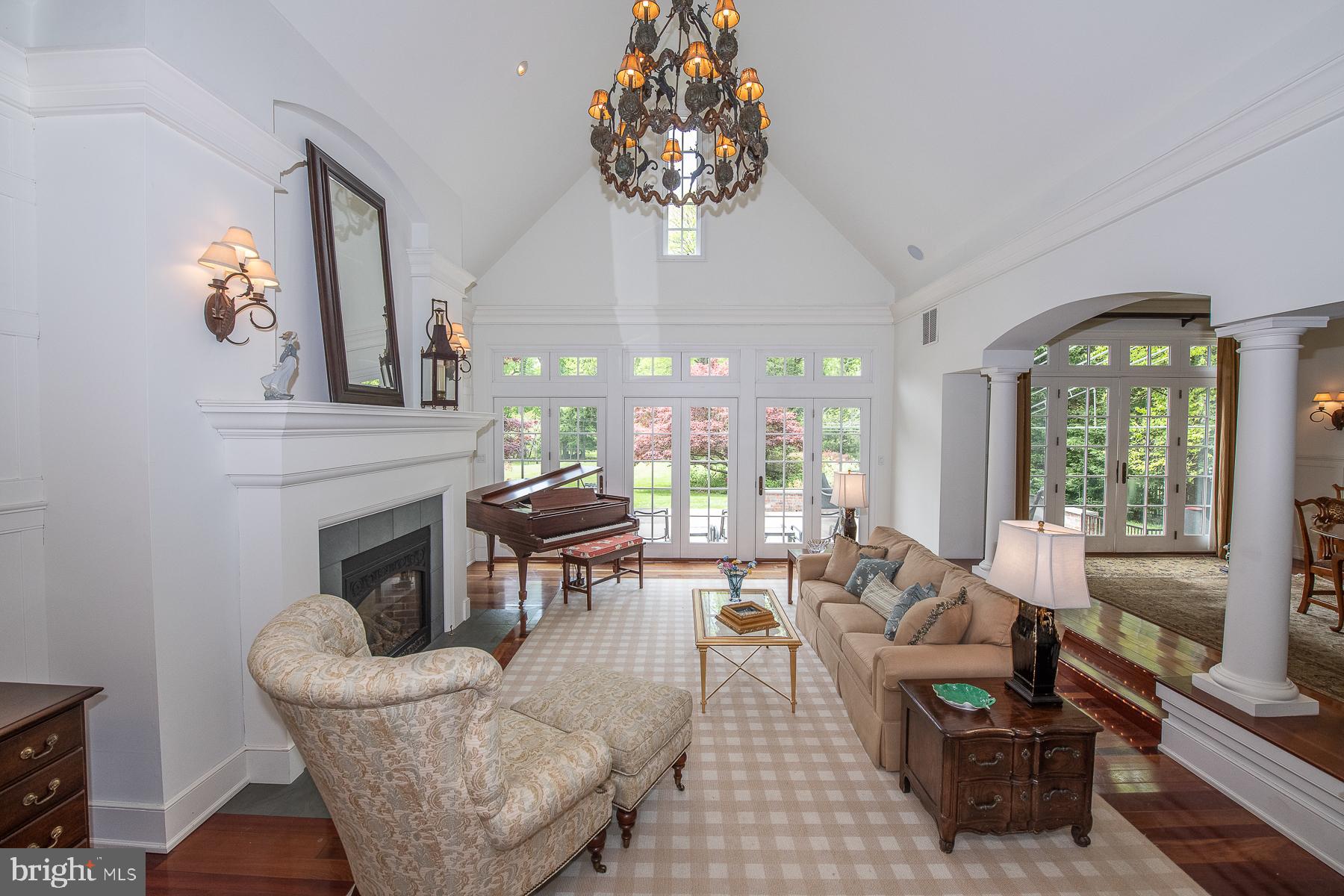 WAYNEWOODS - Residential