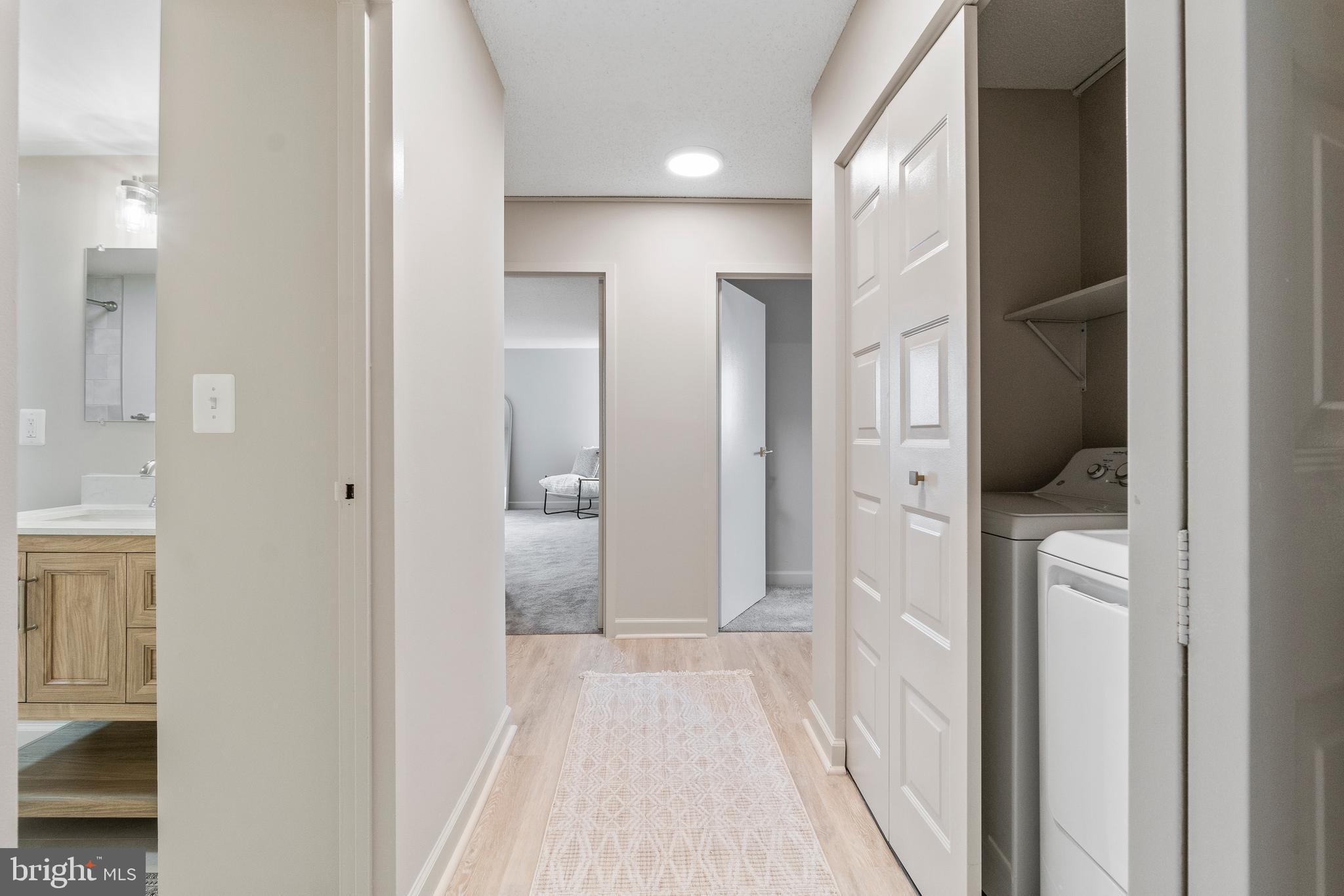 RIDGELY TOWSON CENTER - Residential