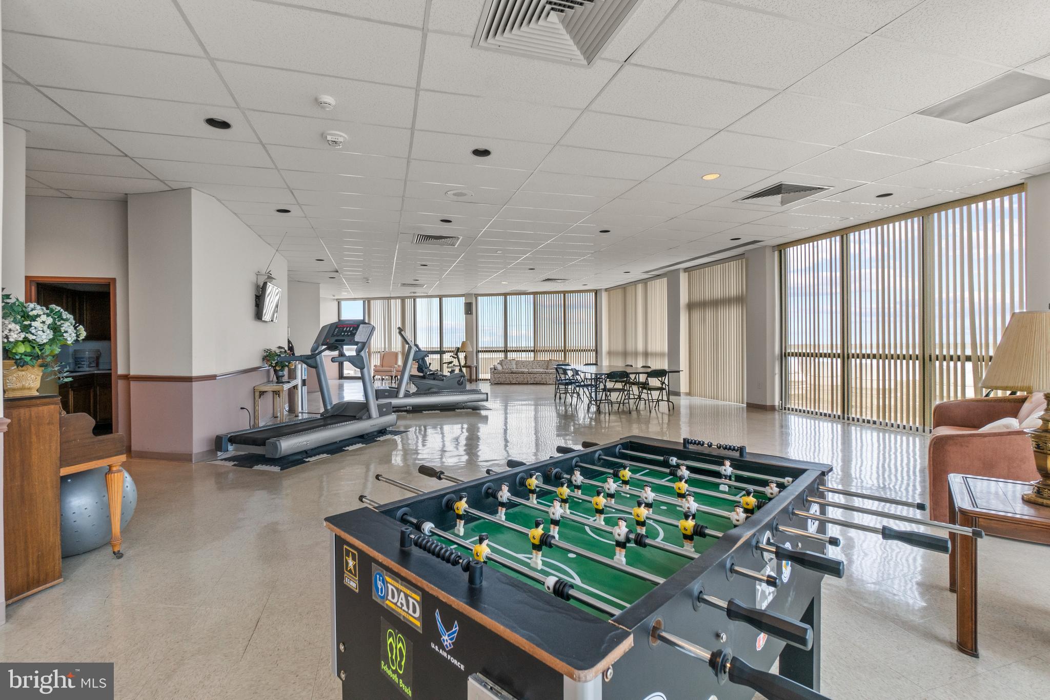 RIDGELY TOWSON CENTER - Residential