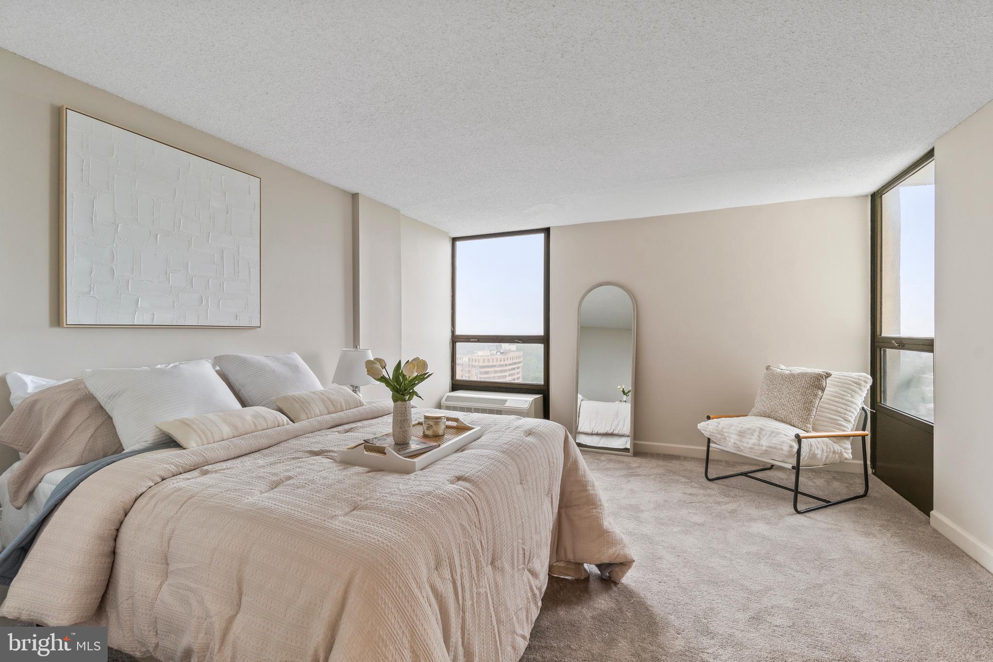 RIDGELY TOWSON CENTER - Residential