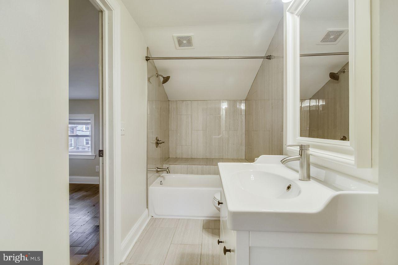 SETON HILL - Residential