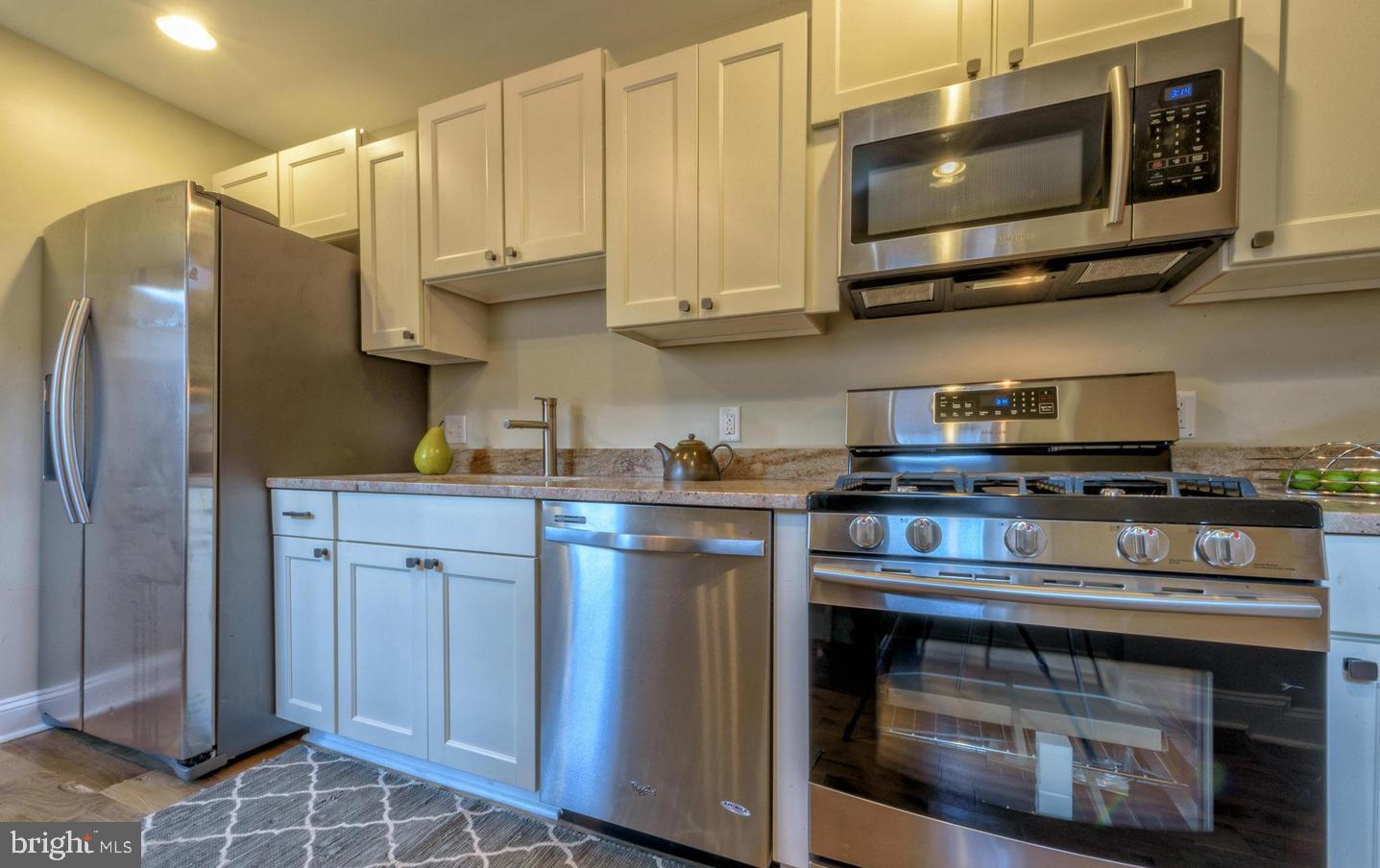 SETON HILL - Residential