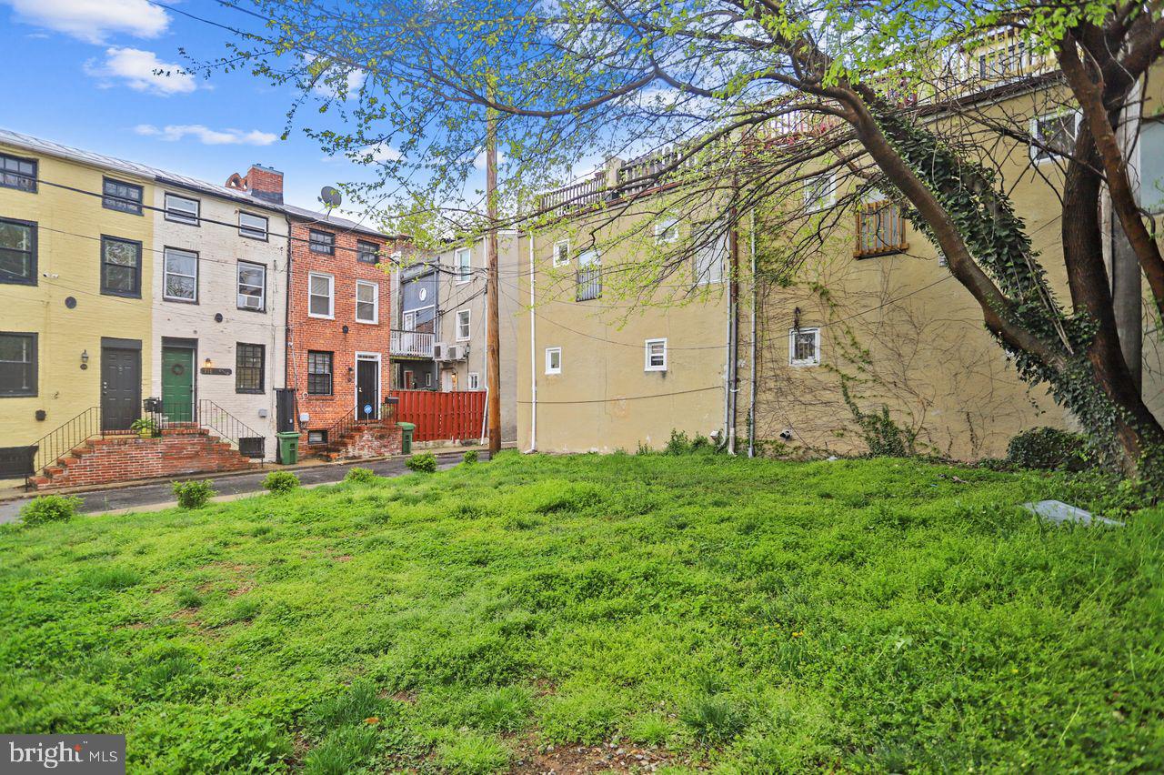 SETON HILL - Residential