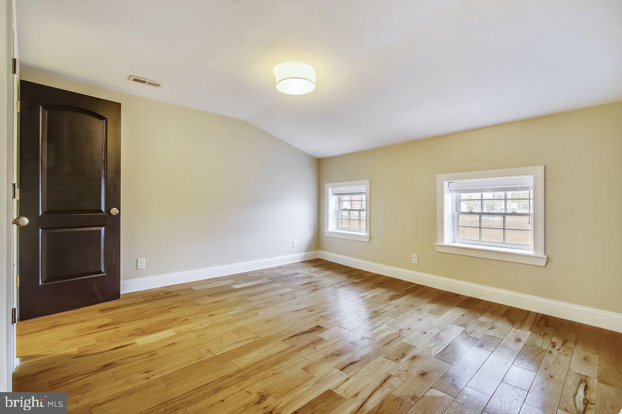 SETON HILL - Residential