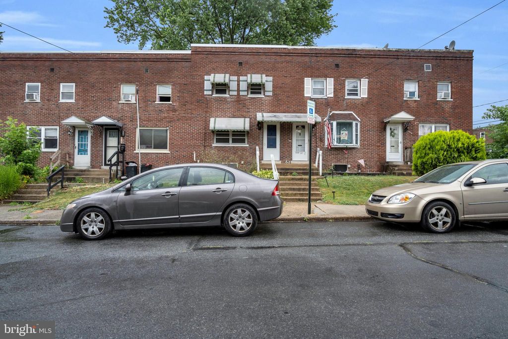 Photo of 917 LAFAYETTE ST, LANCASTER, PA 17603 (MLS # PALA2036422)