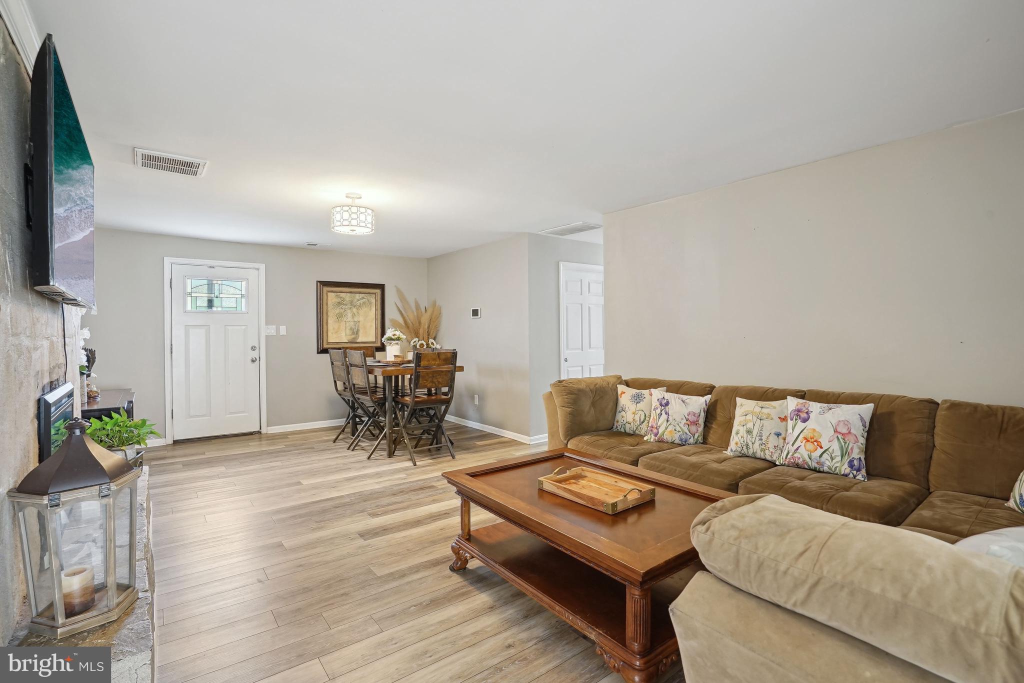 PLEASANT SPRINGS - Residential