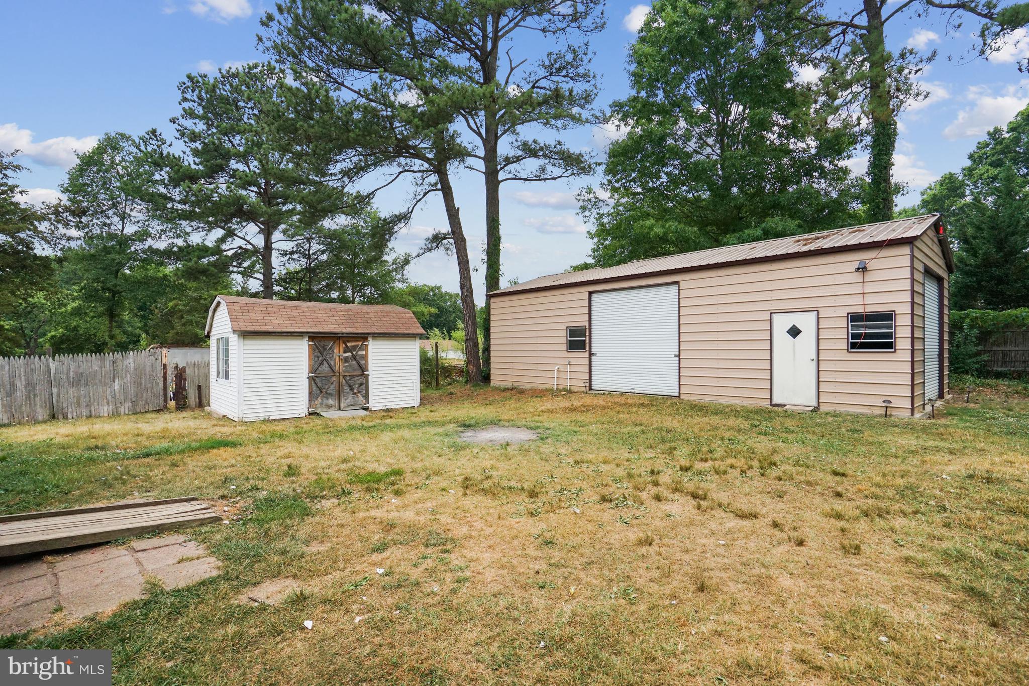 PLEASANT SPRINGS - Residential