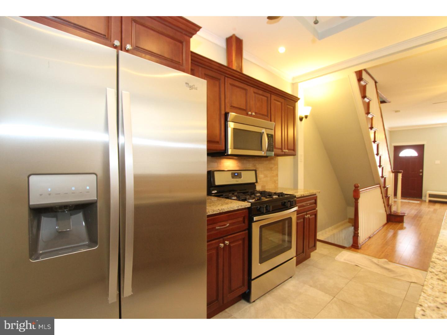 PORT RICHMOND - Residential