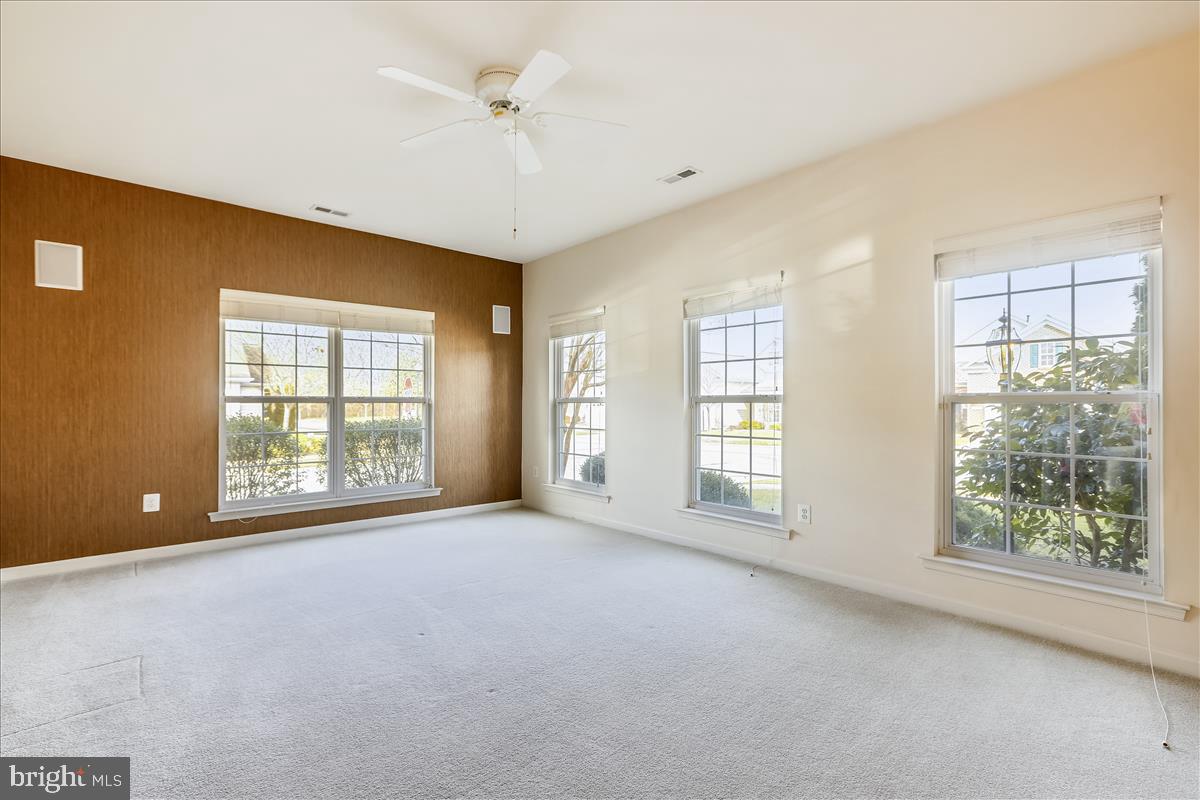 SYMPHONY VILLAGE AT CENTREVILLE - Residential