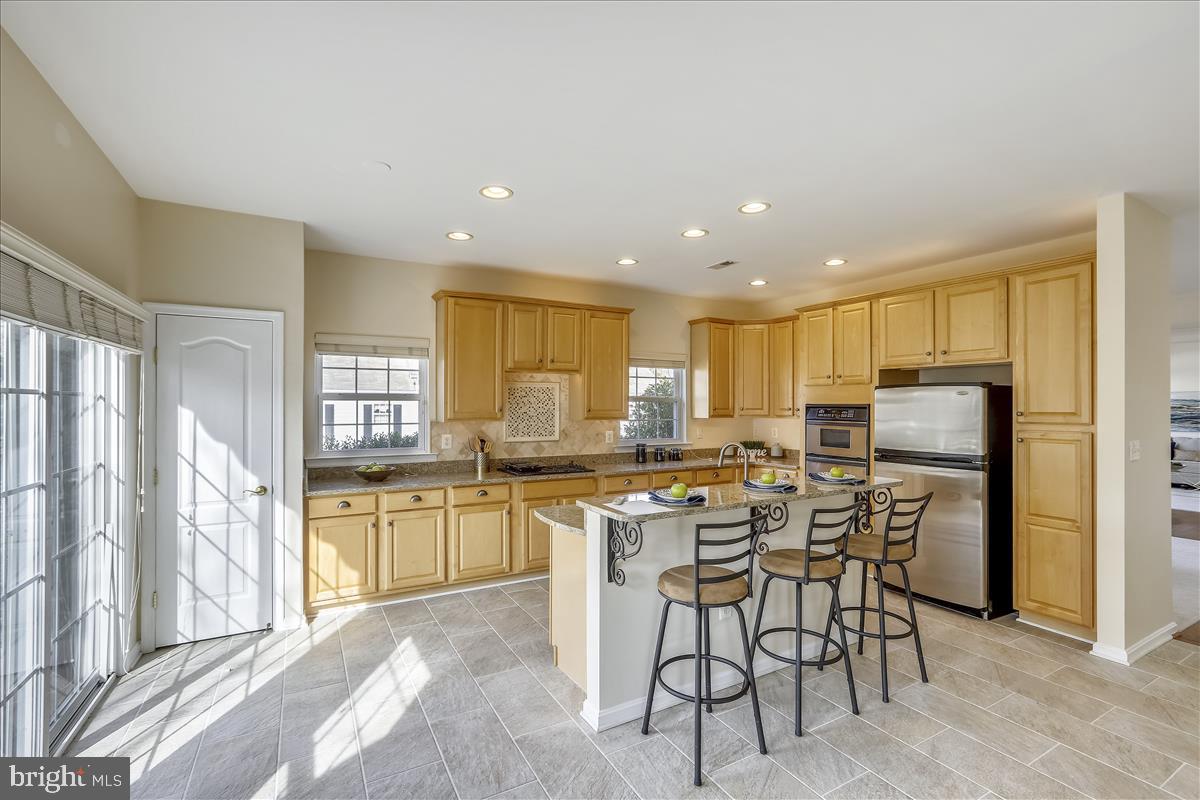 SYMPHONY VILLAGE AT CENTREVILLE - Residential