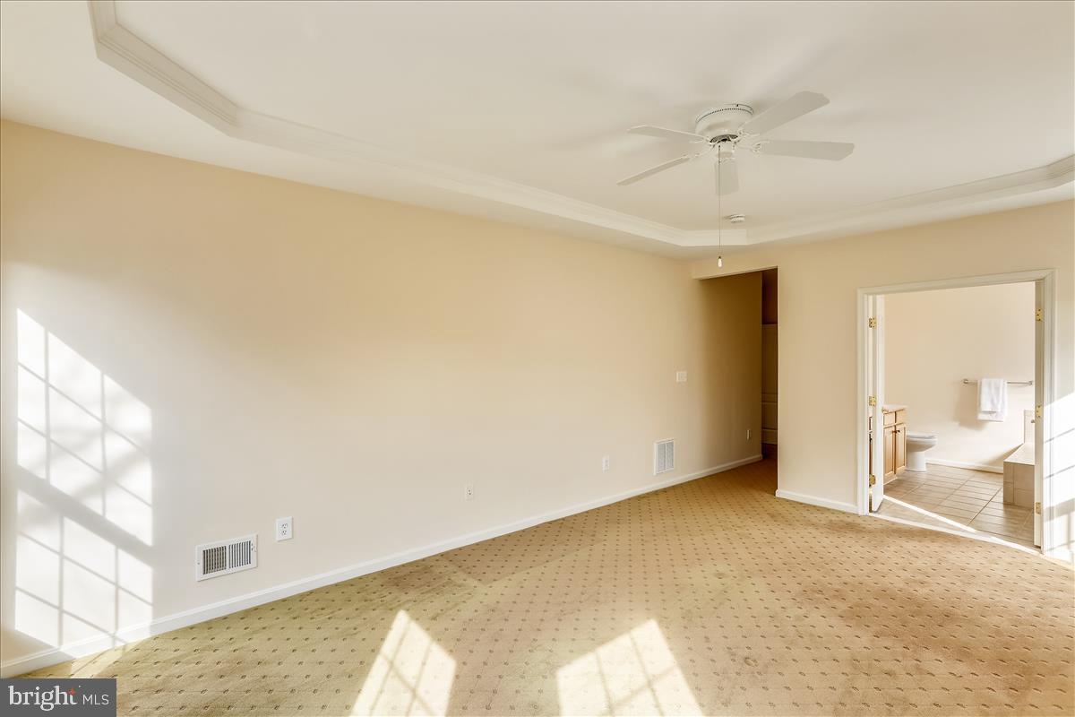 SYMPHONY VILLAGE AT CENTREVILLE - Residential