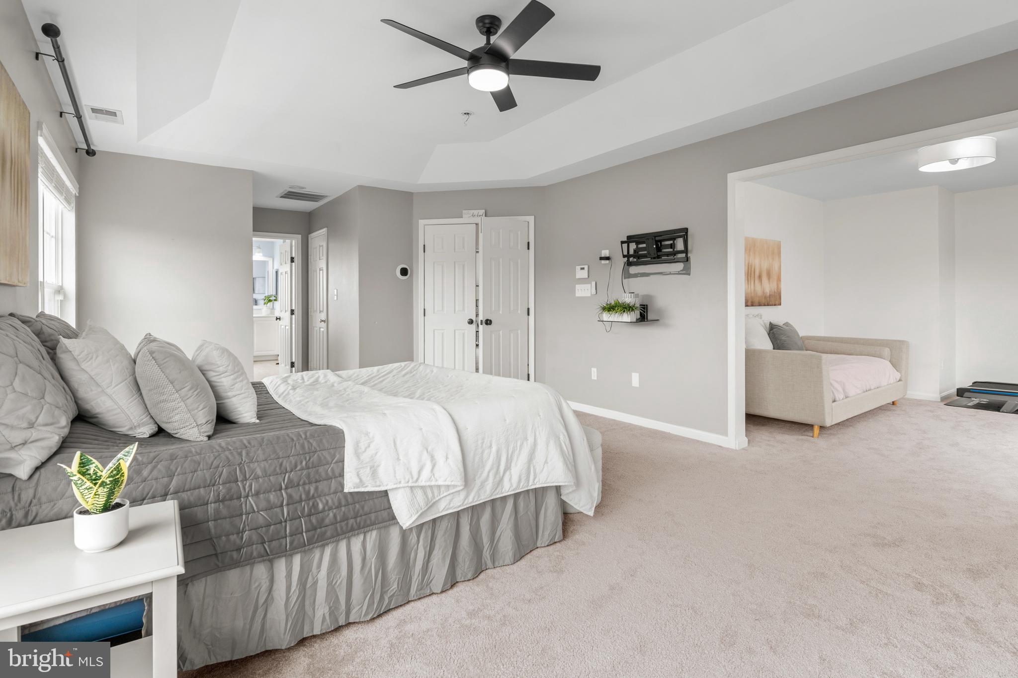 THE PARKE AT MOUNT WASHINGTON - Residential