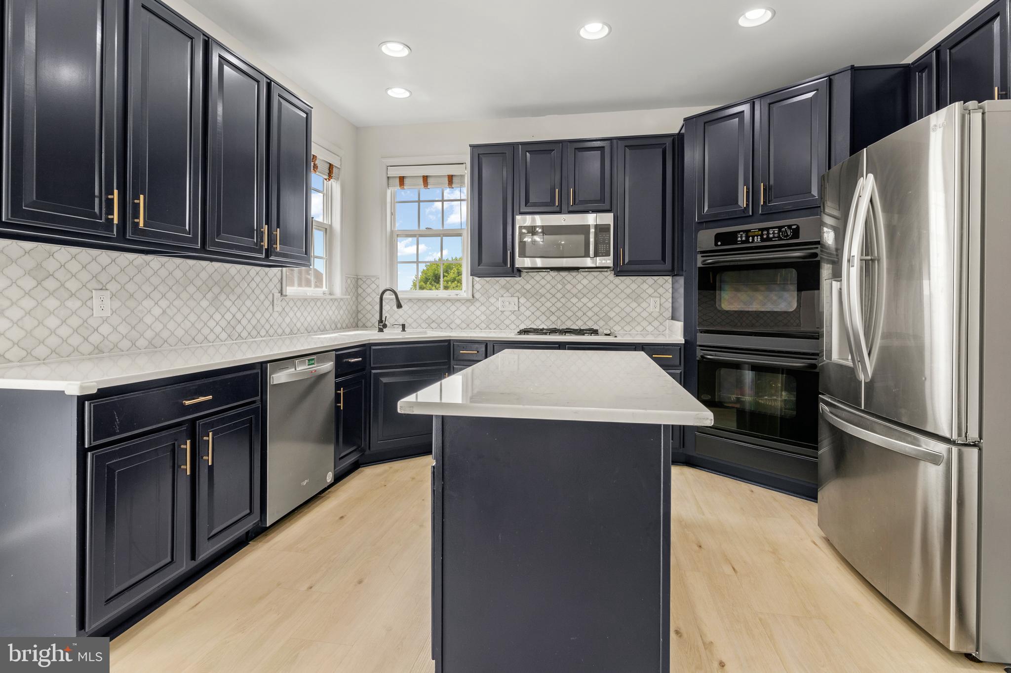 THE PARKE AT MOUNT WASHINGTON - Residential