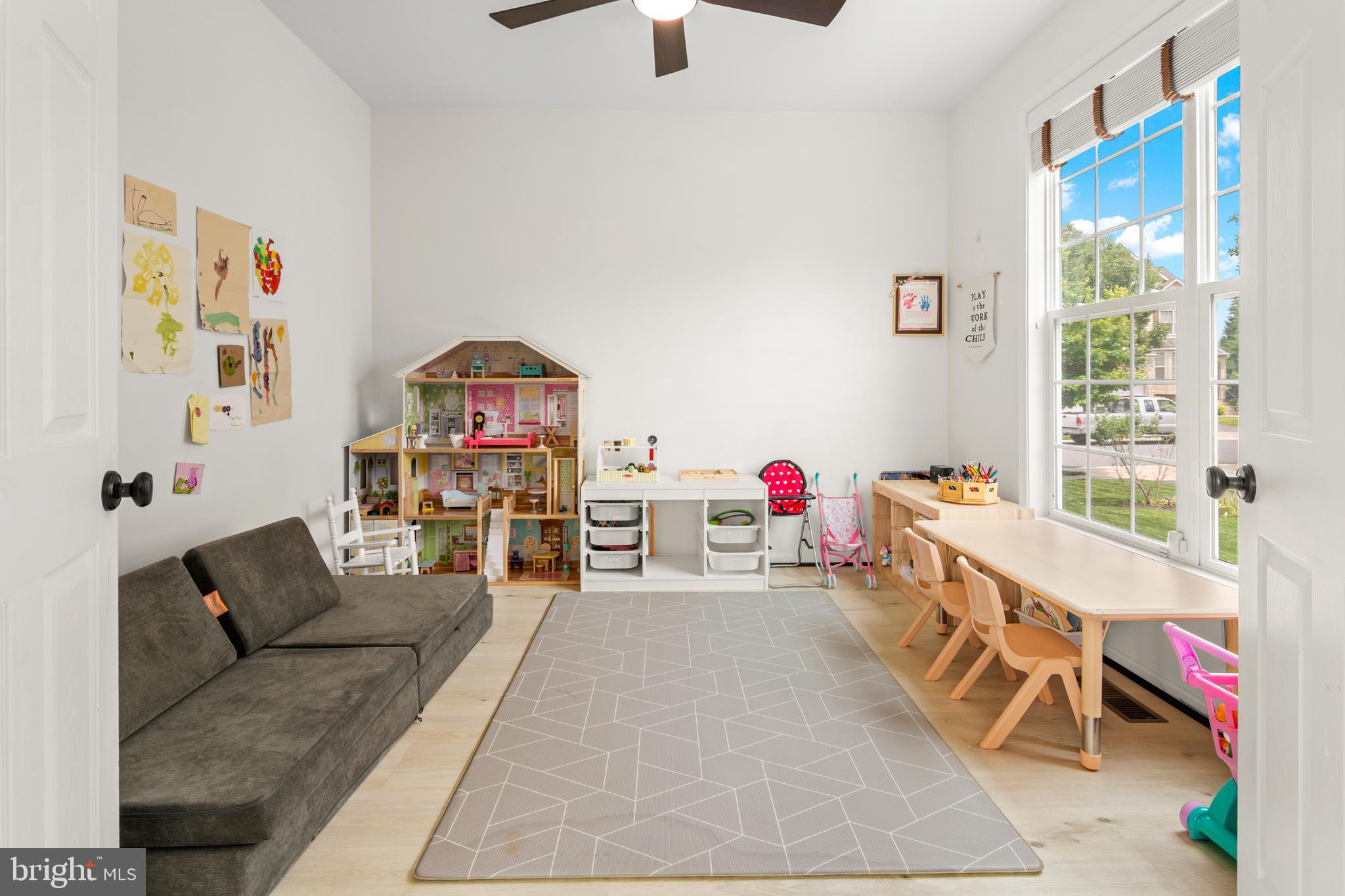 THE PARKE AT MOUNT WASHINGTON - Residential