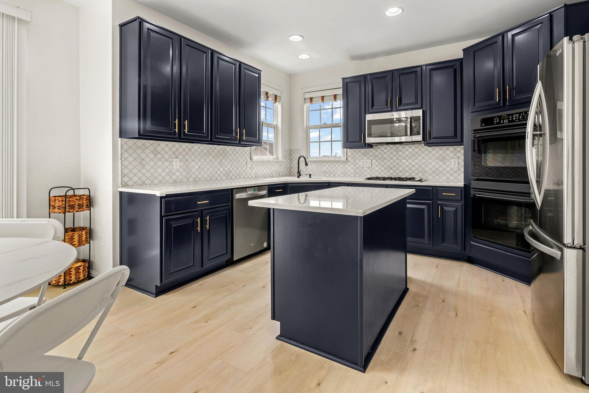 THE PARKE AT MOUNT WASHINGTON - Residential