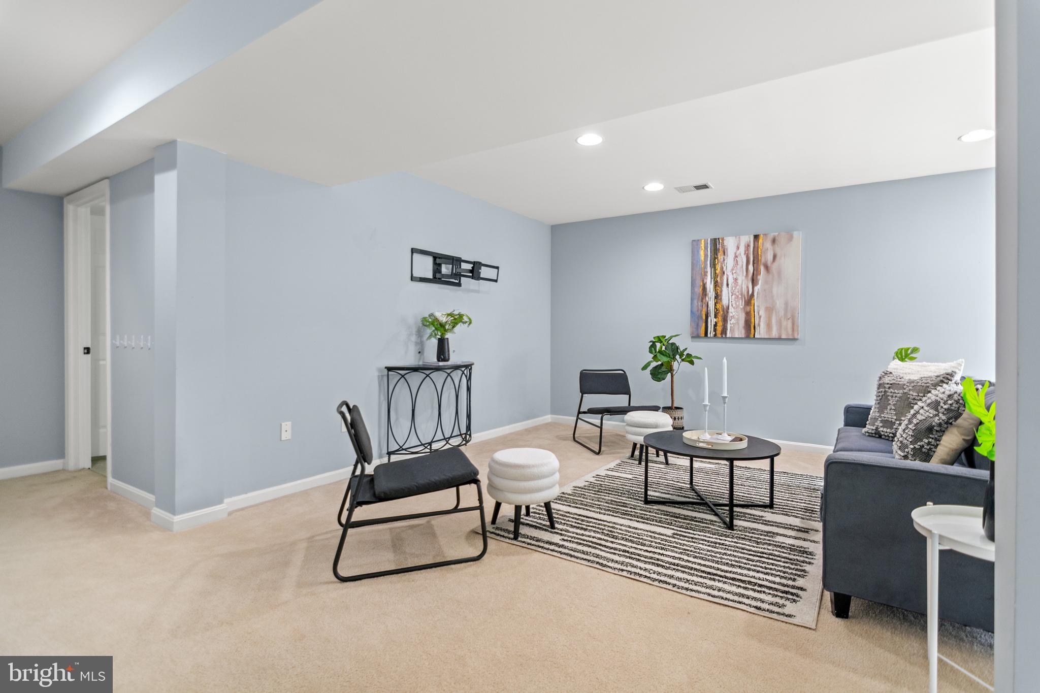 THE PARKE AT MOUNT WASHINGTON - Residential