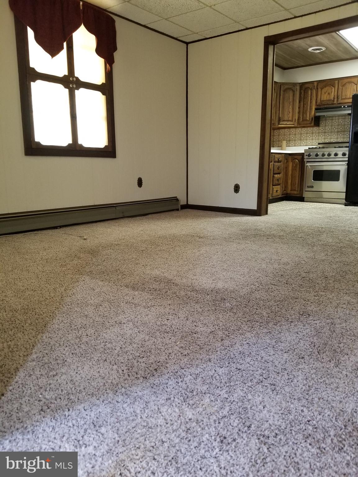 CARLSON SPRINGS - Residential Lease