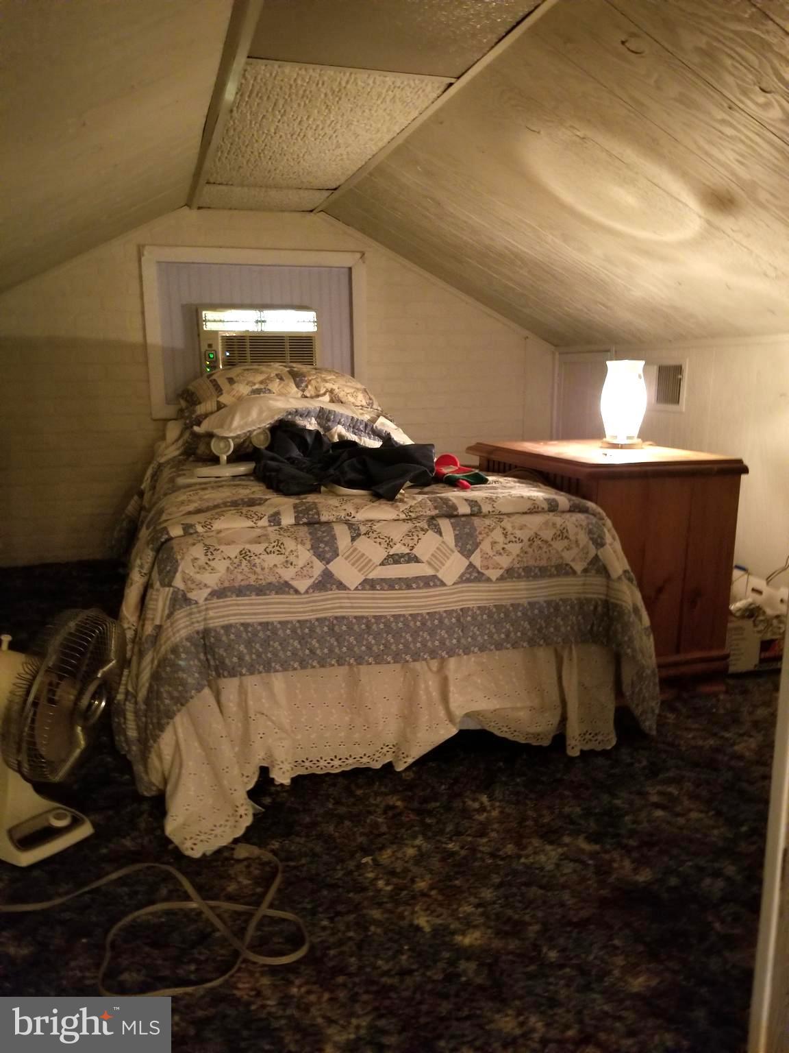 CARLSON SPRINGS - Residential Lease