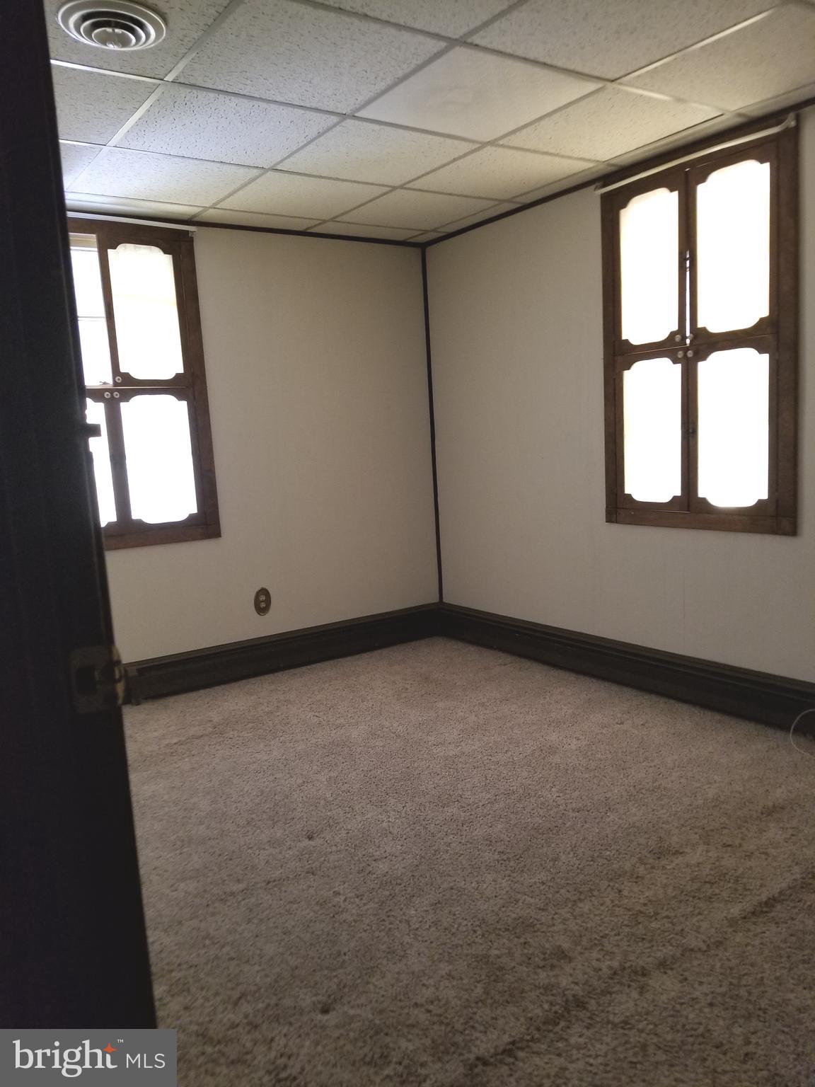 CARLSON SPRINGS - Residential Lease